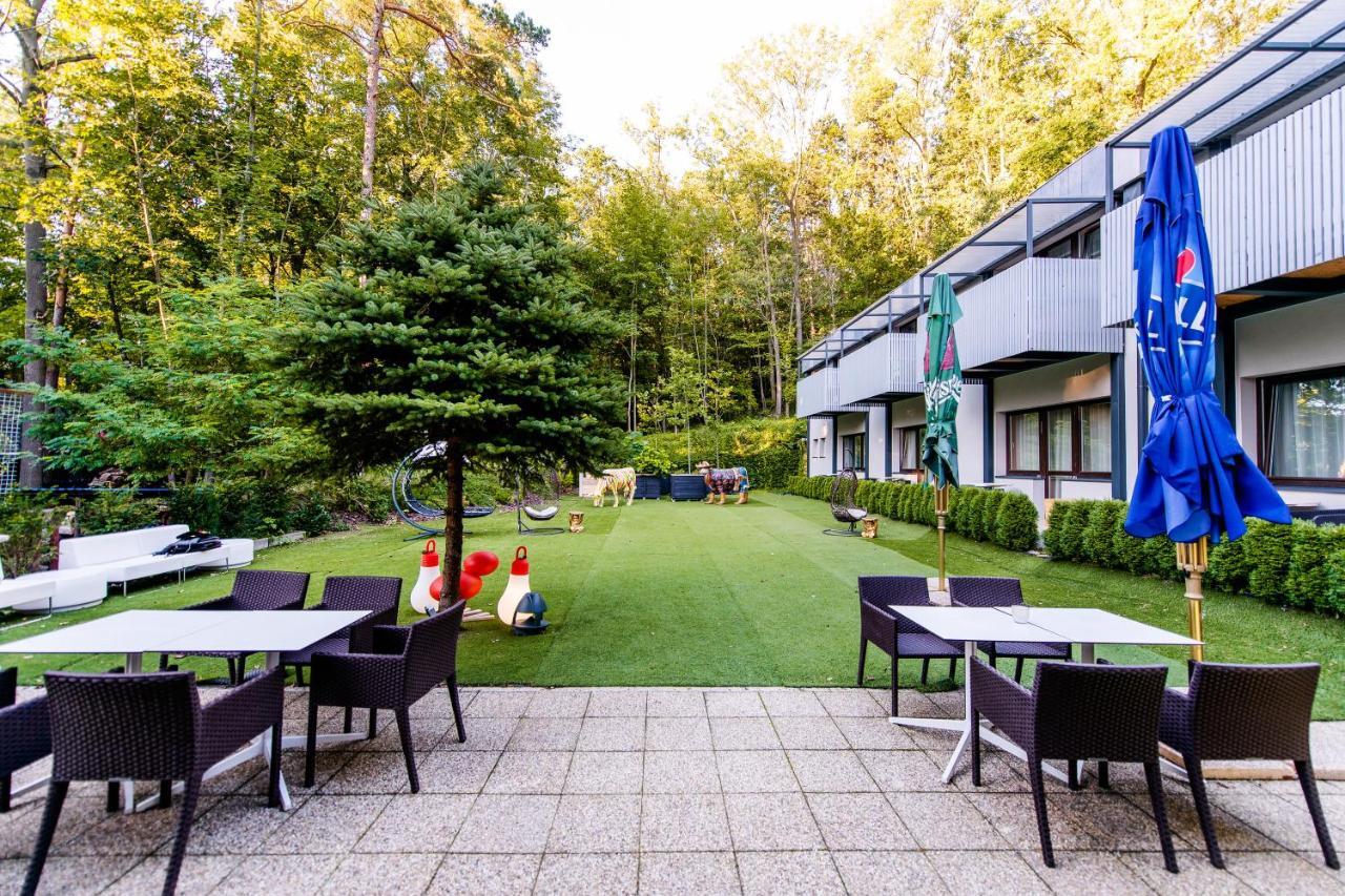 Hotel Veverica Trenčín Exterior foto